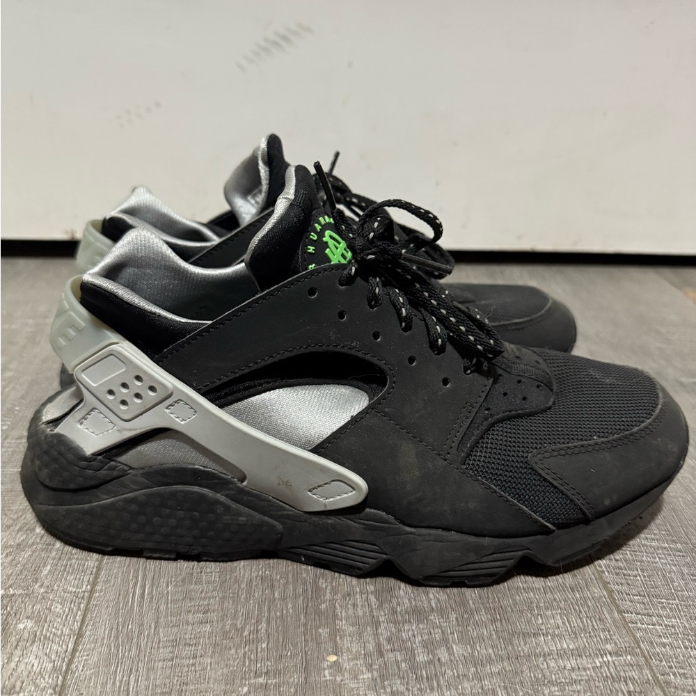 Nike shoes